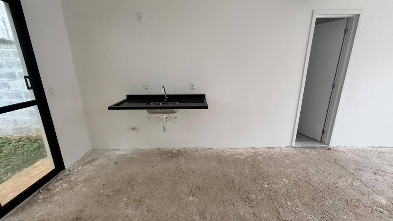 Casa Geminada com 2 quartos, Vila Capuava - Valinhos, foto 4